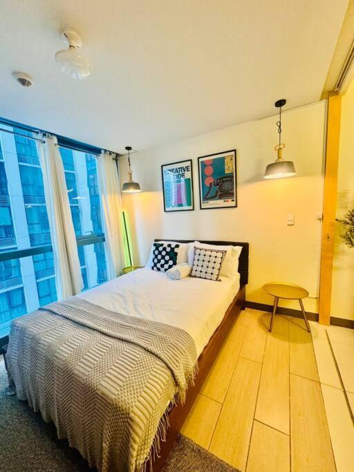 One Uptown Residences Bgc Тагуиг Екстериор снимка