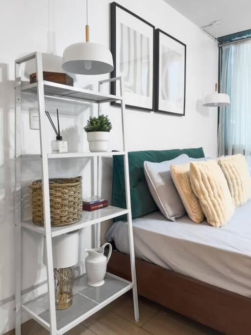 One Uptown Residences Bgc Тагуиг Екстериор снимка