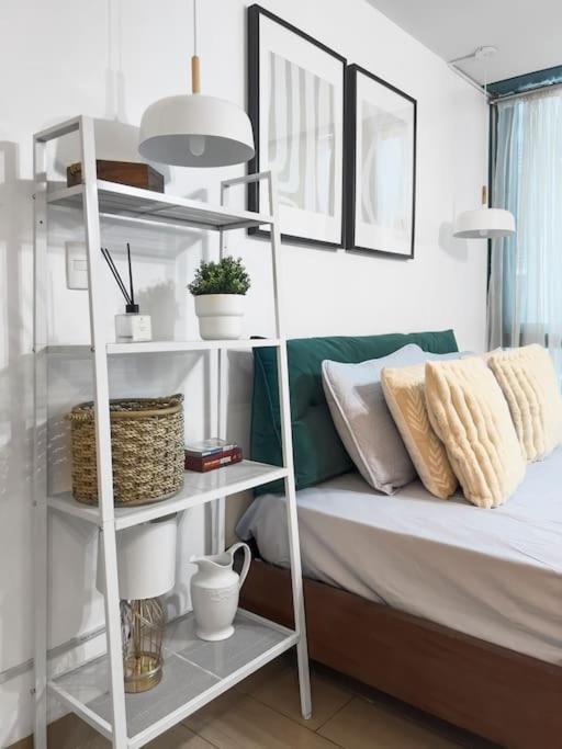 One Uptown Residences Bgc Тагуиг Екстериор снимка